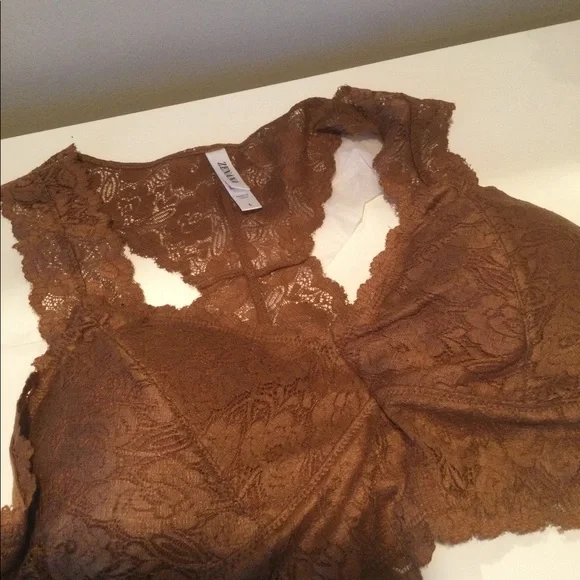 NWOT Lace Padded  Bralette - Picture 4 of 5